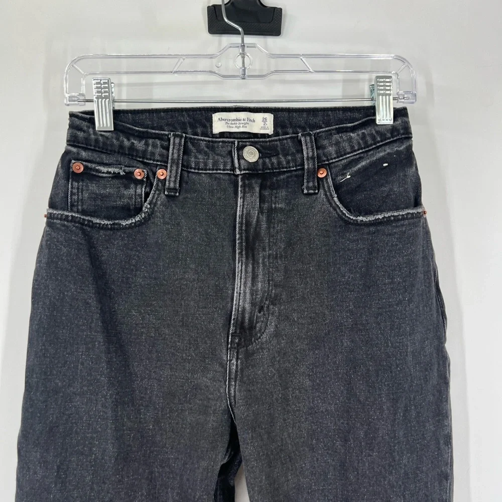 Abercrombie & Fitch Curve Love The Ankle Straight Jeans Ultra High Rise Black